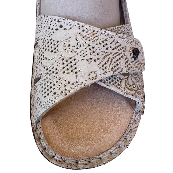 Finn Barbuda Comfort Hook & Loop Strap Sandals Champagne Garden US Size 8 EU 39 - Picture 8 of 16